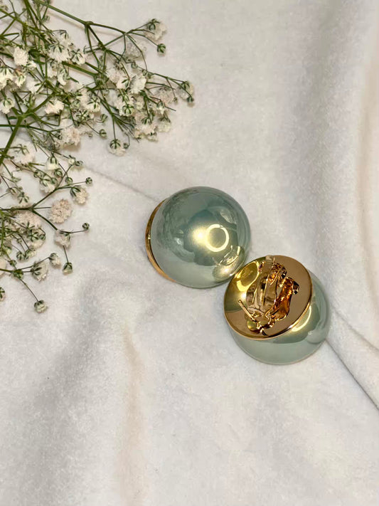 Cool Green Oversized 2.8cm Pearl Clip ons Studs Earrings - Gold Plated