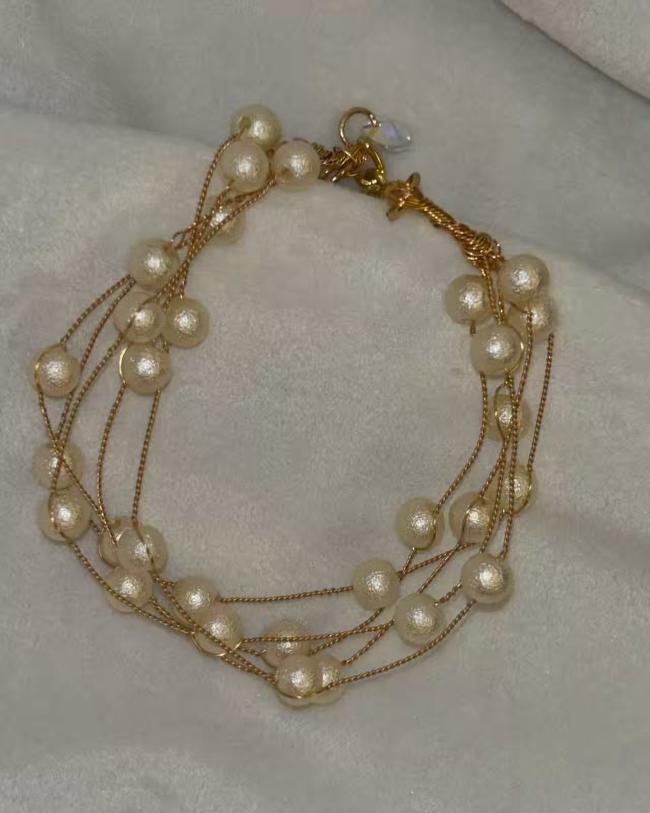 Small Pearls Wired Bracelet - Gold