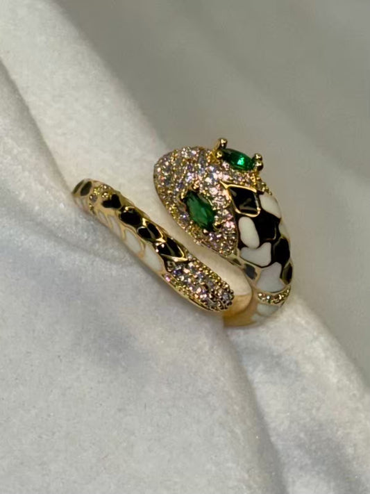 Premium Emerald Green Eyes Snake Adjustable Ring ( Gold )