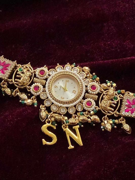 Vintage Look Gold Plated Heritage Maharani Watch 2.8 Adjustable with hooks
