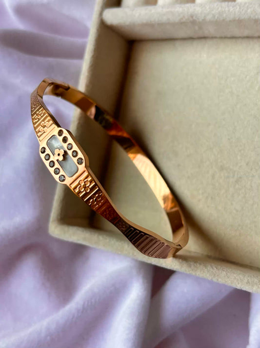 Clover Style Kada Bracelet Bangle - Rose Gold