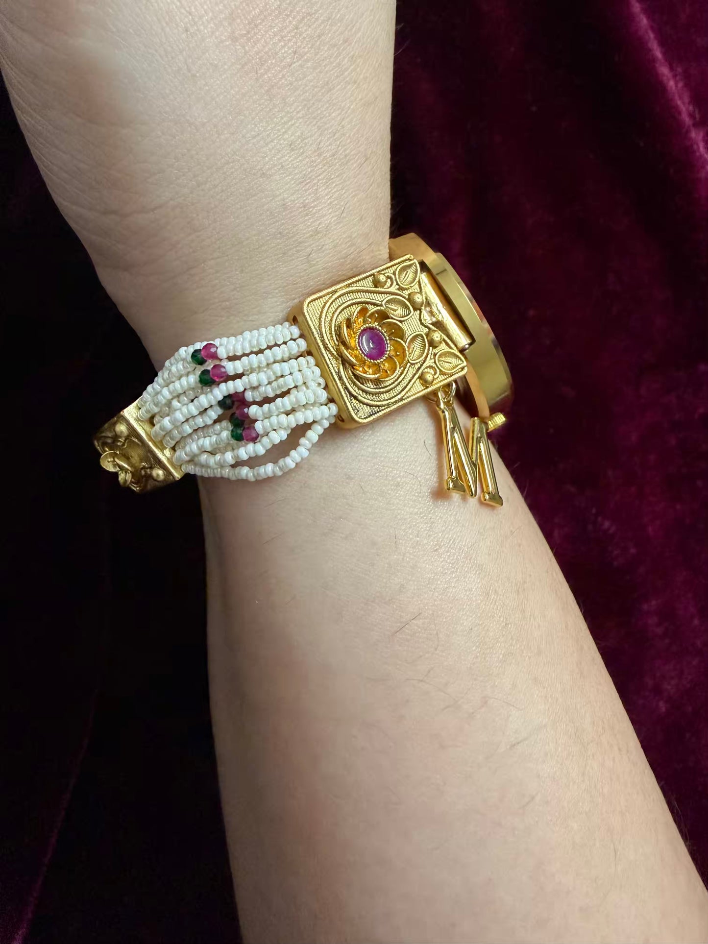 Diamonds Dial Pearly Maharani Watch Heritage Bracelet