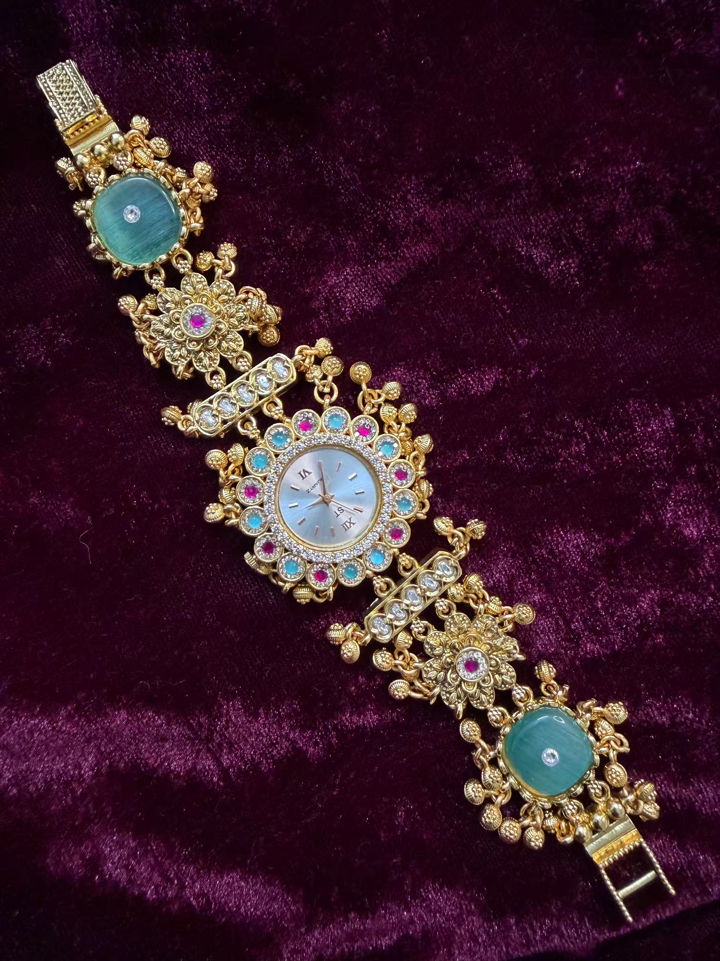 Mint Floral Premium Gold Rajwadi Gold Plated Heritage Maharani Watch