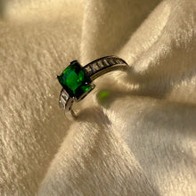 Load image into Gallery viewer, Emerald Green Crystal Baguette Side Stone Solitaire Ring
