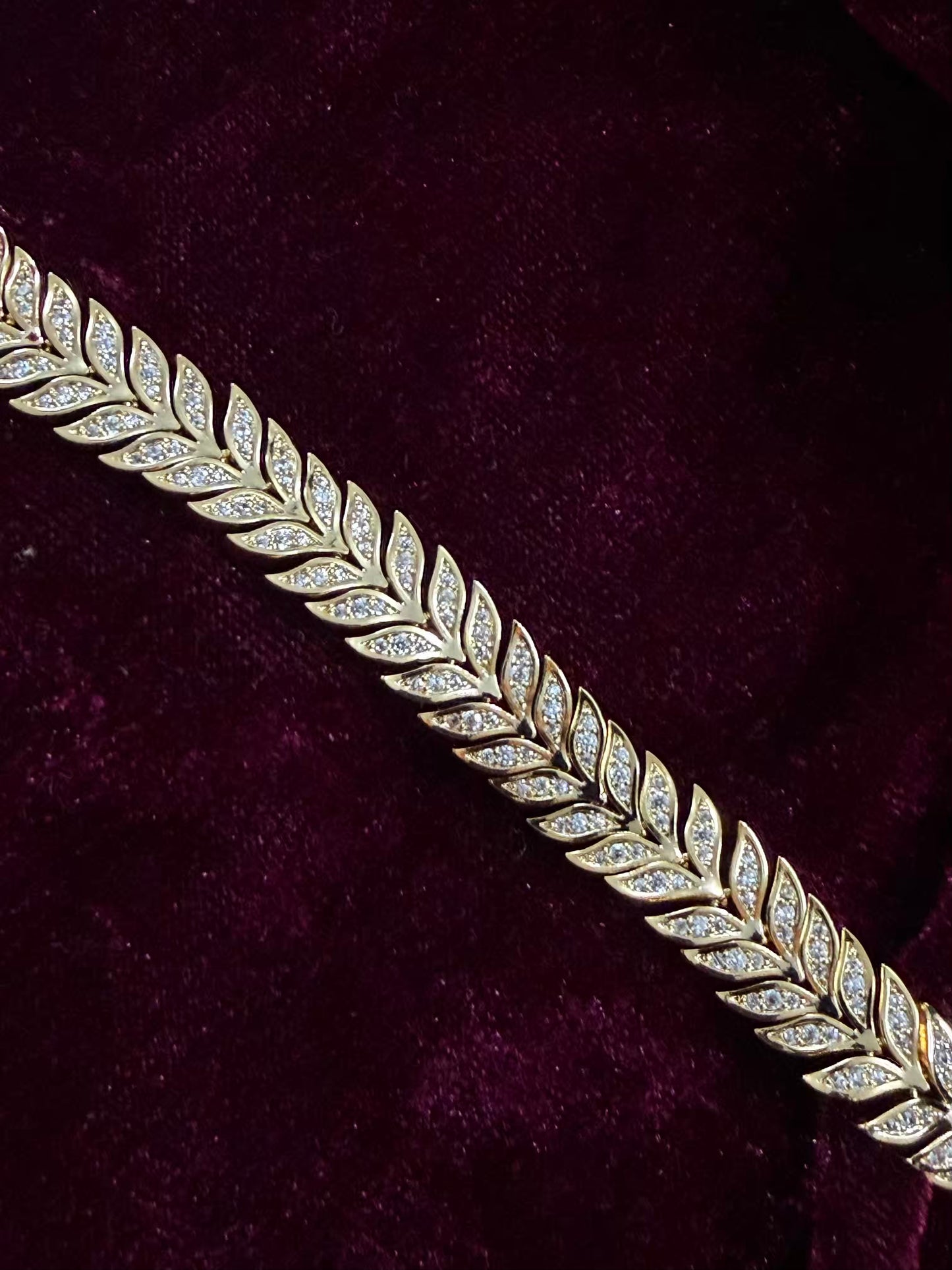 Leaves Diamond Men's Rakhi Bracelet