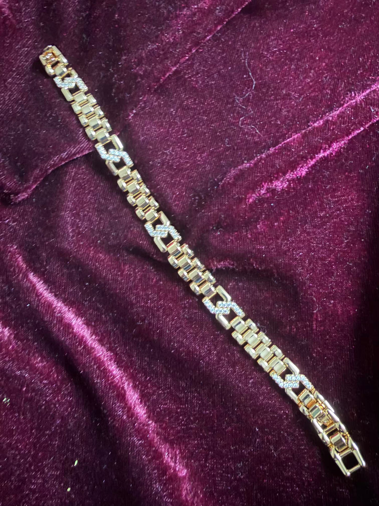 Men's Chain Style Lock Tennis Rakhi Bracelet