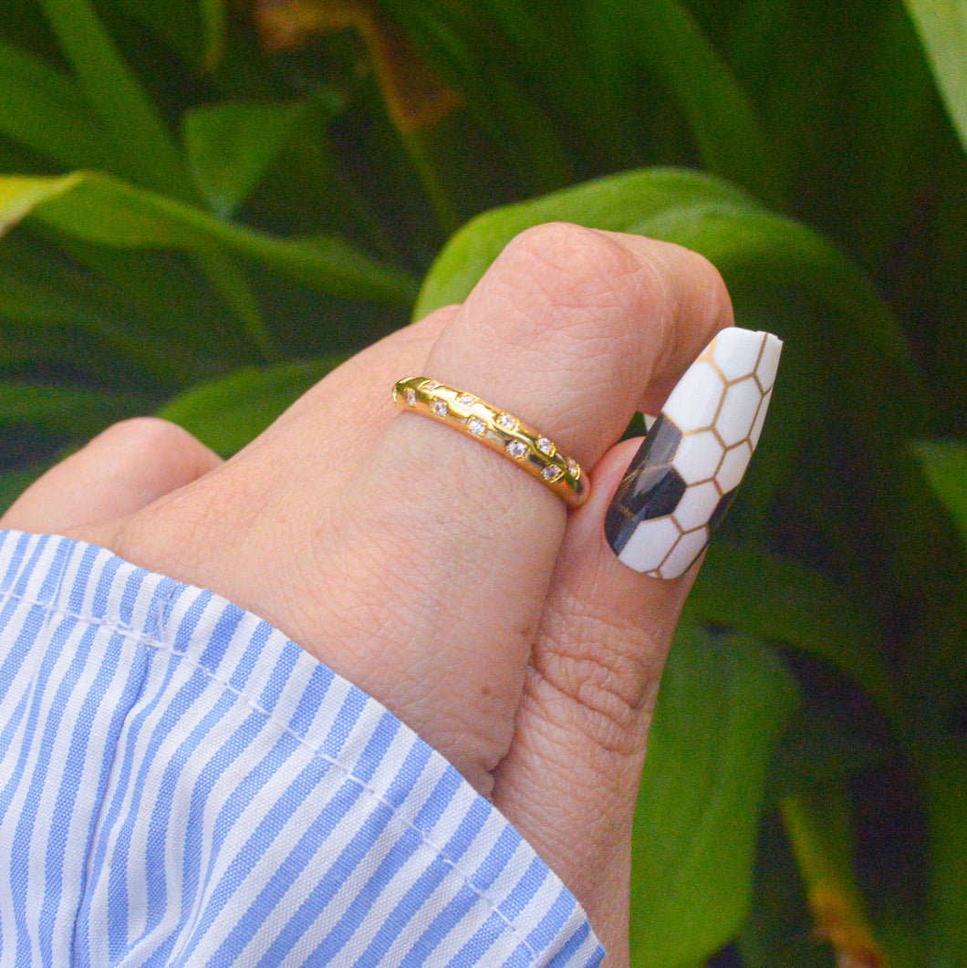 Gold Studded Stones Ring - Gold ( Adjustable )