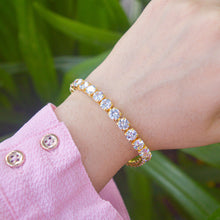 Load image into Gallery viewer, Queen Kiara Premium Solitaire Diamonds Tennis Bracelet - Gold
