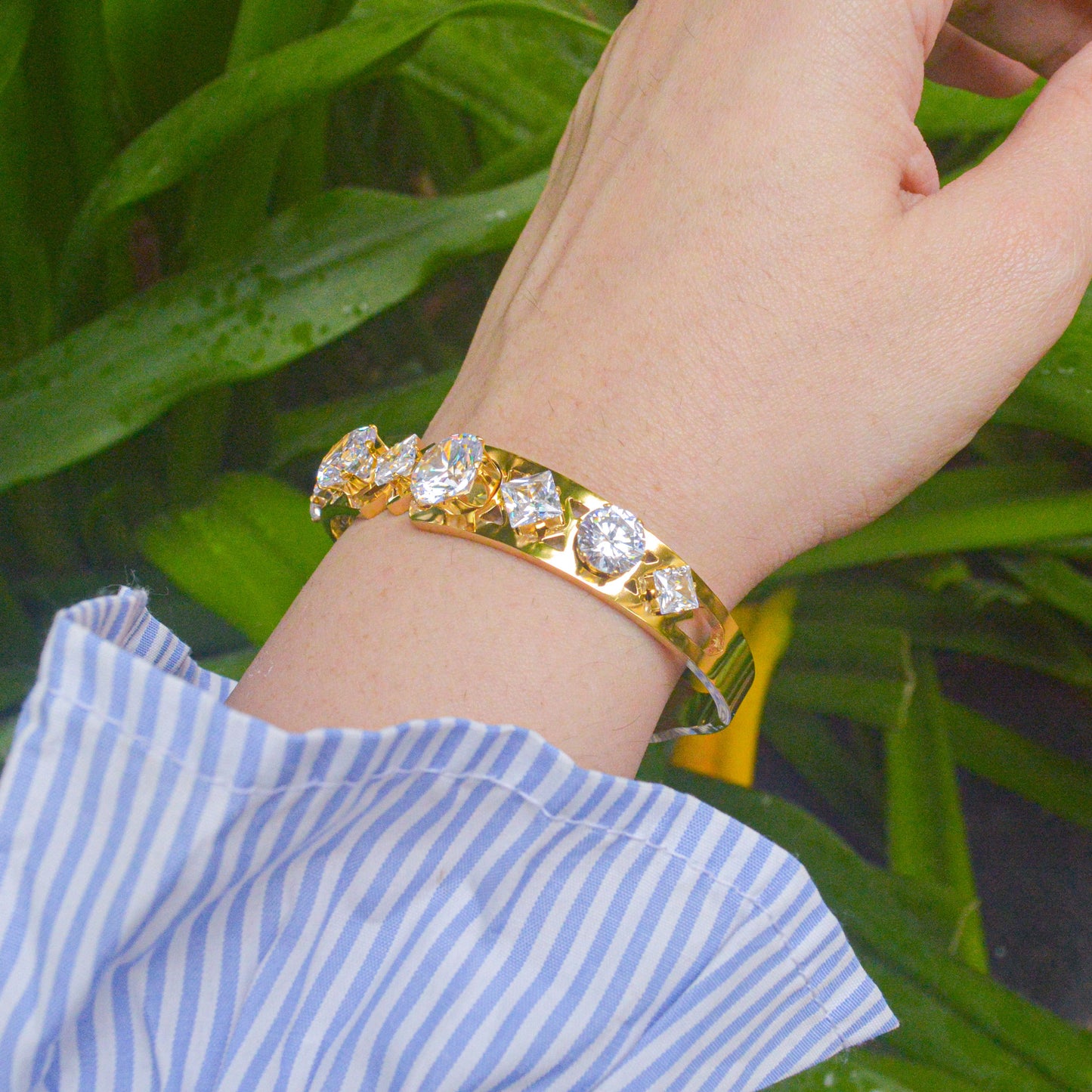 Pyramidal Premium Diamonds Kada Bracelet Bangle - Gold