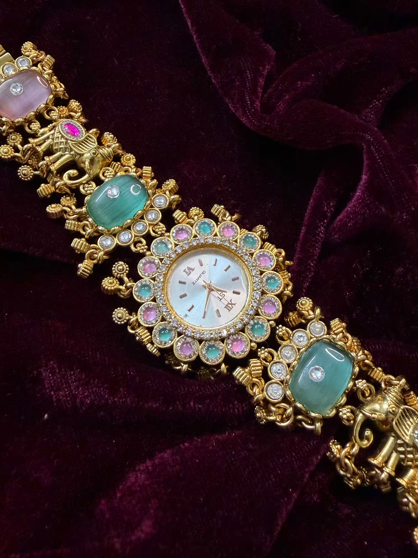 Mint Elephant Premium Gold Rajwadi Gold Plated Heritage Maharani Watch