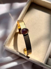 Load image into Gallery viewer, Raspberry Stone Kada Bracelet Bangle - Gold
