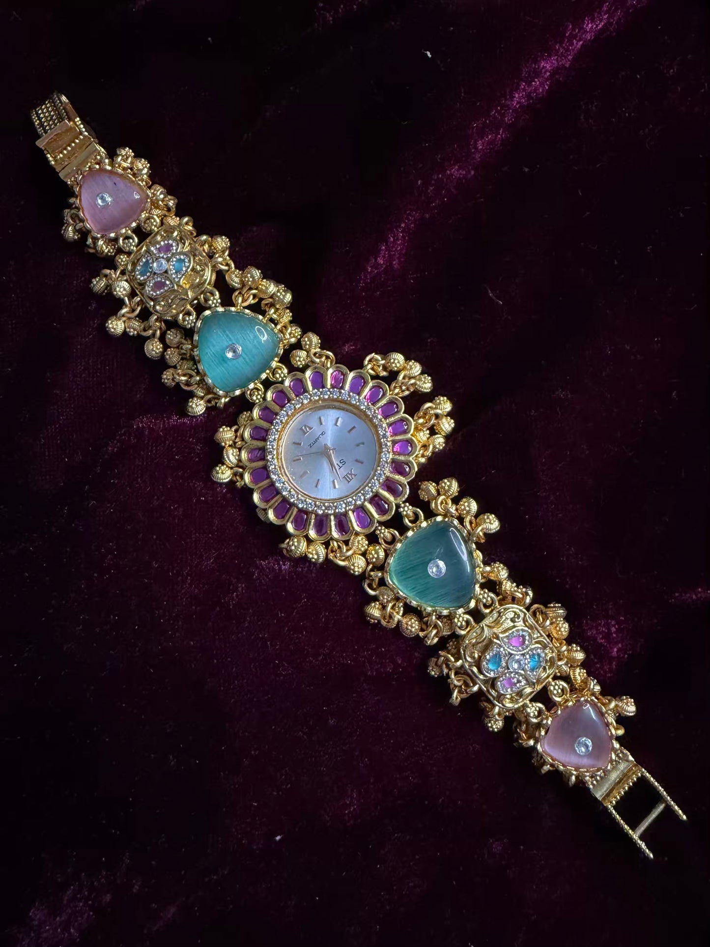 Blush Mint  Dial Maharani Watch Heritage Bracelet ( Fits till 2.6 )