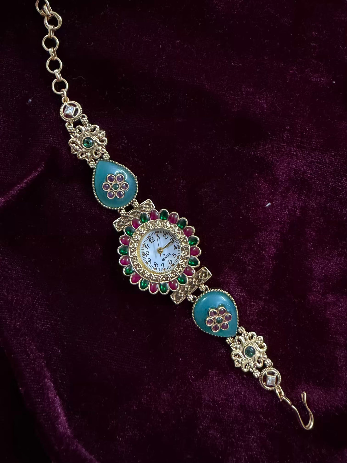 Mint Royal Maharani Watch Design Heritage Bracelet