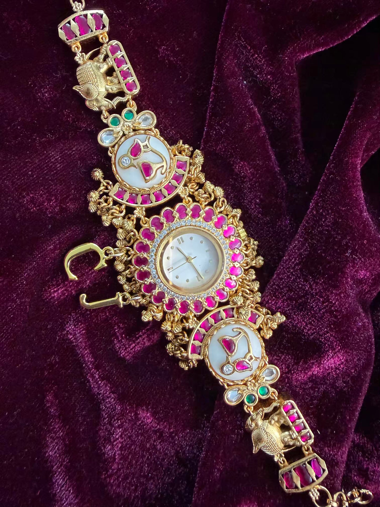 Creamy Pink Dial Maharani Watch Design Heritage Bracelet