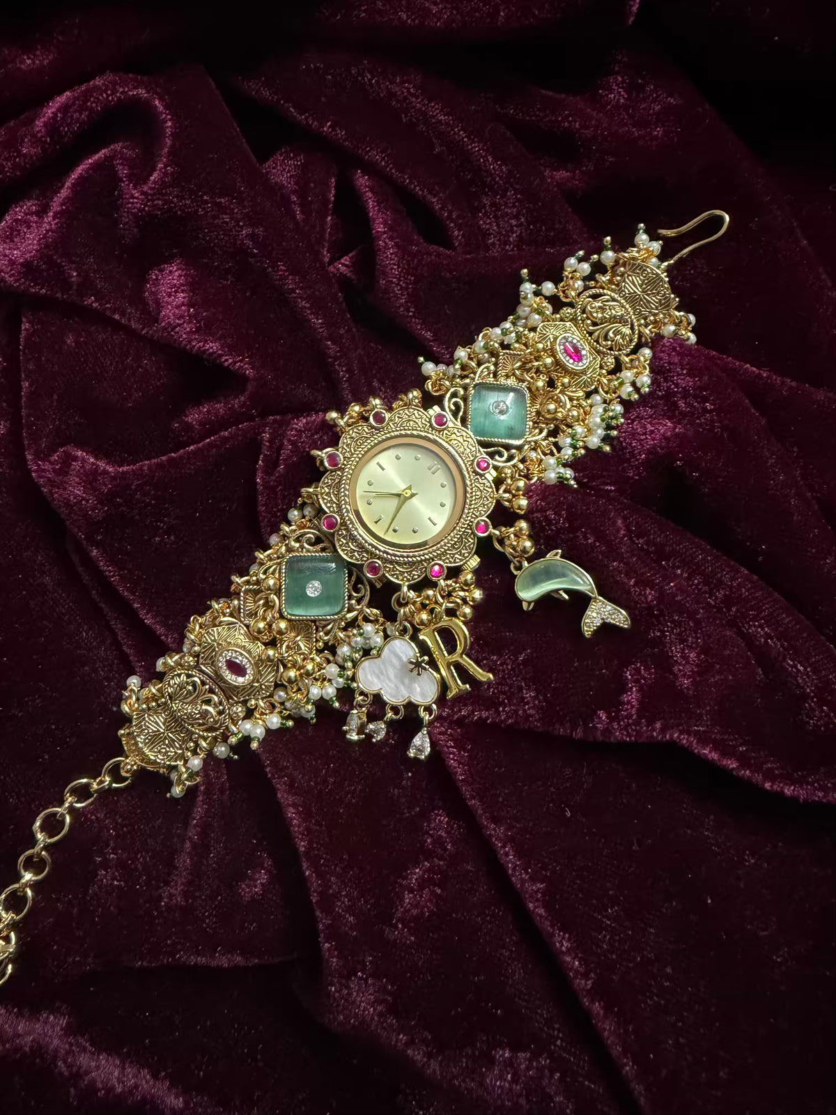 Pushtaini  New Launch Square Dial Maharani Watch Heritage Bracelet (Copy)