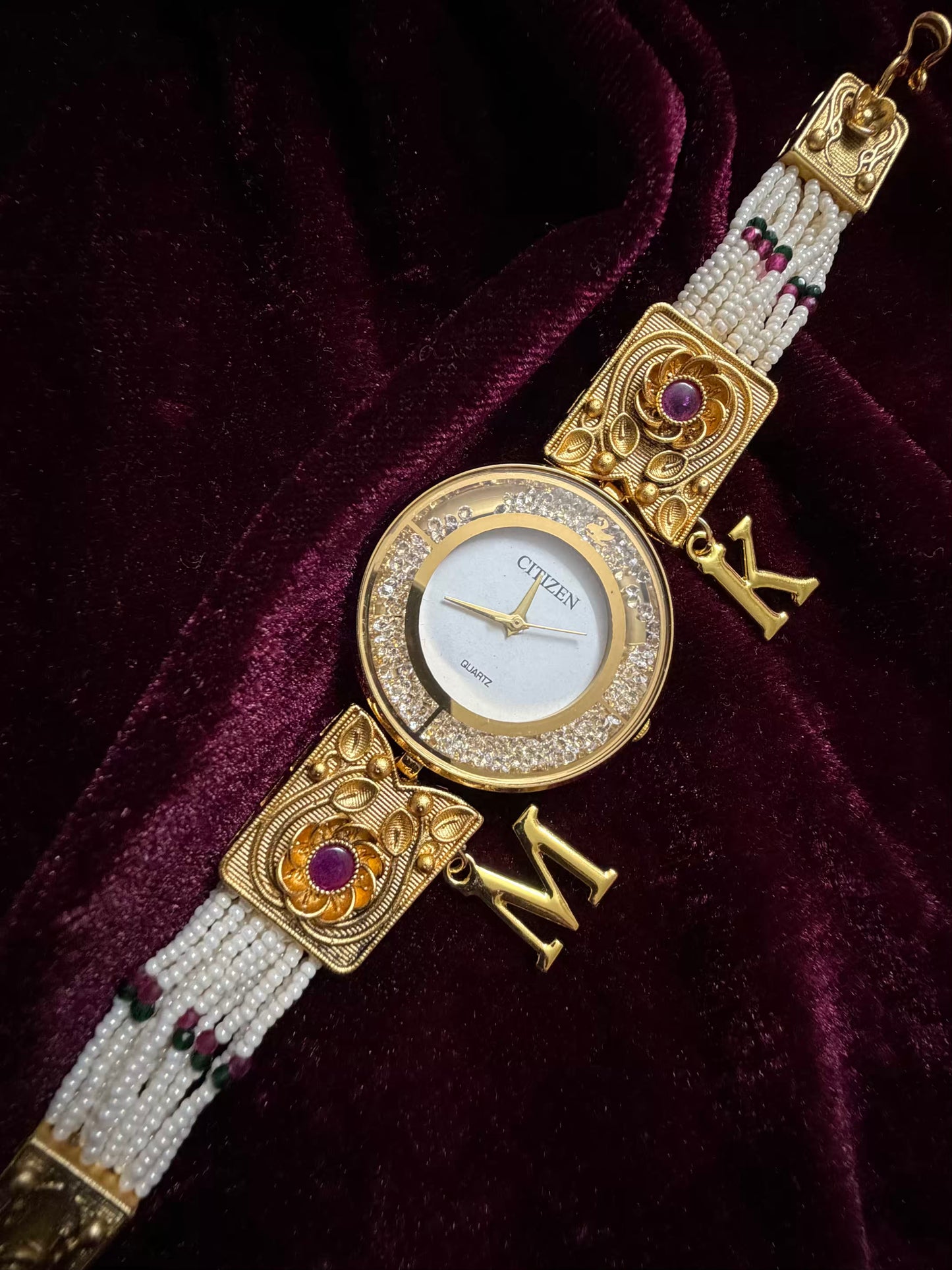 Diamonds Dial Pearly Maharani Watch Heritage Bracelet