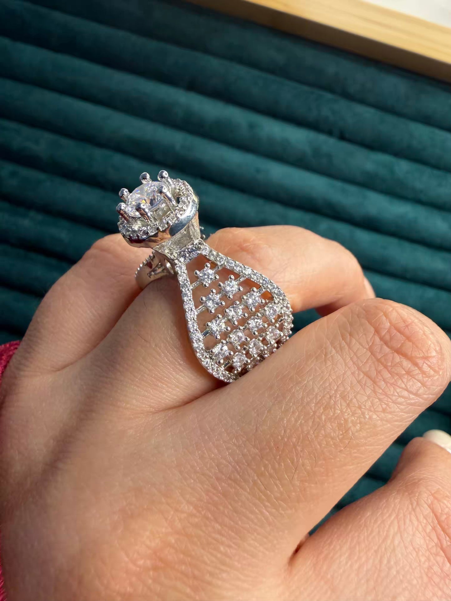 Premium Queen Ring in Silver Plating Adjustable