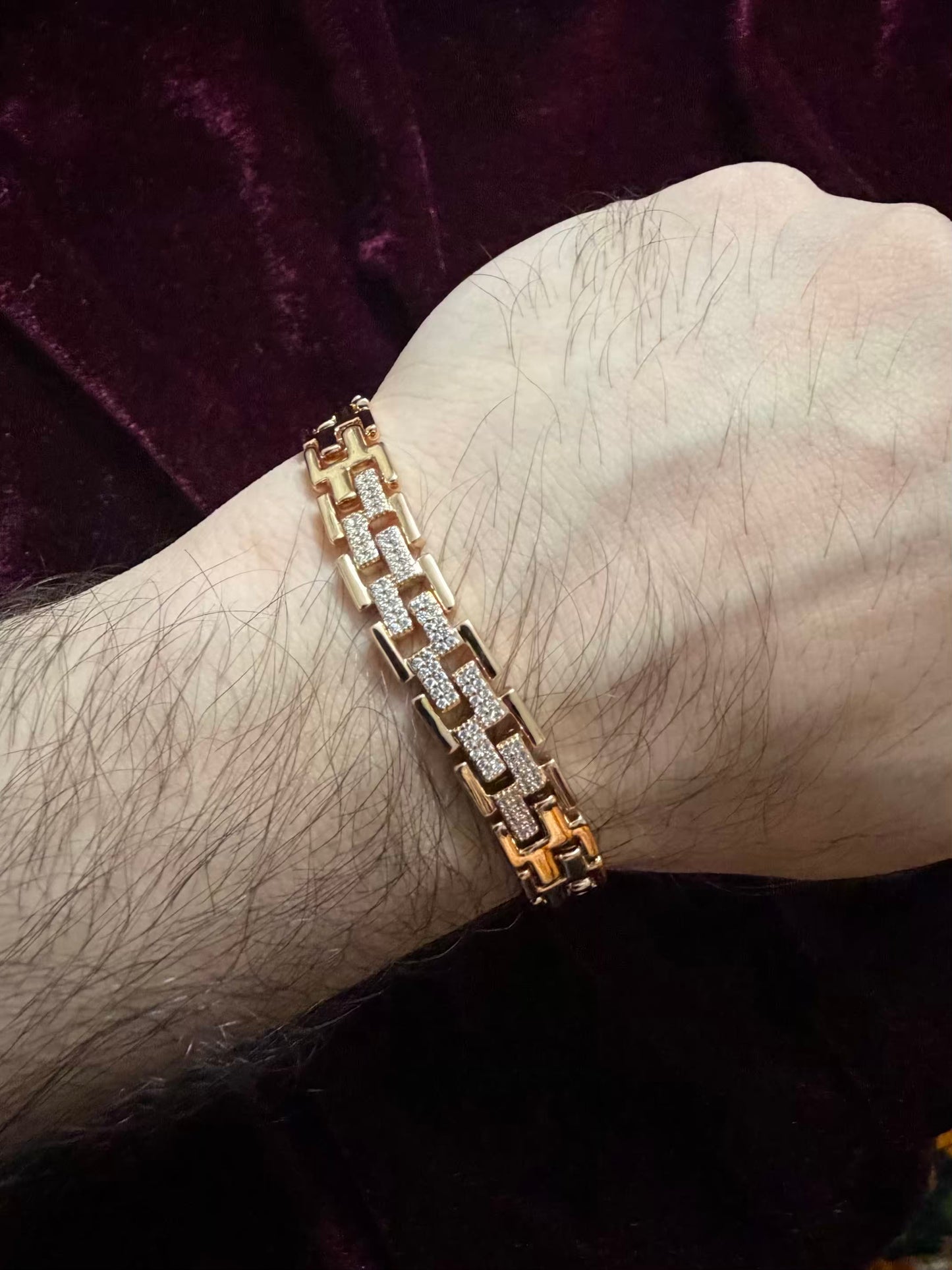 Bold Geometric Diamond Men's Rakhi Bracelet