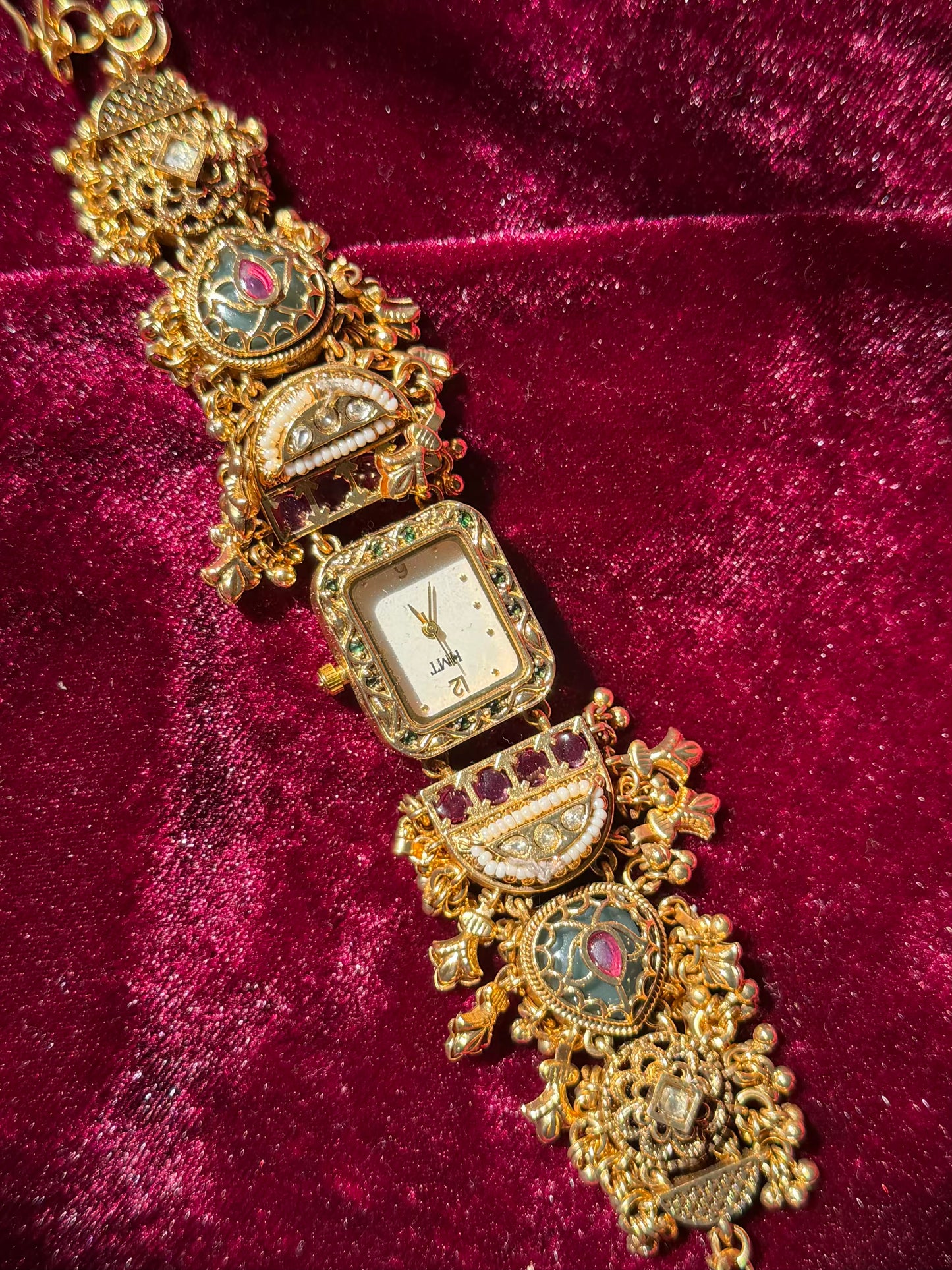Swarn Mohini Temple Motif Ruby Kundan Gold Plated Heritage Maharani Watch ( Partial COD 200₹ )