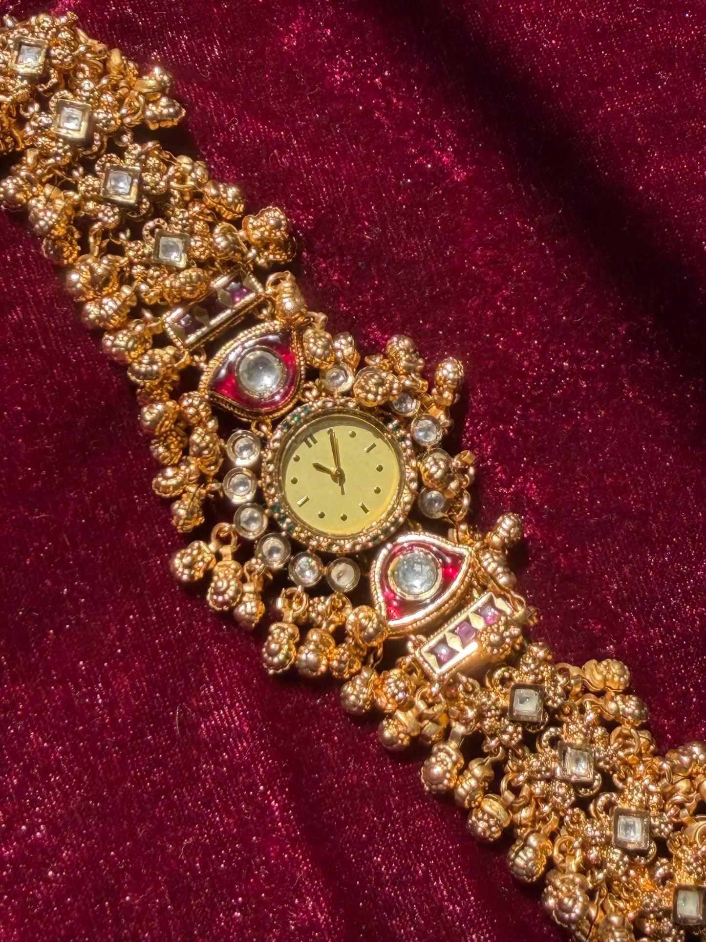 Best Seller Ghungroos Red Gold Rajwadi Gold Plated Heritage Maharani Watch