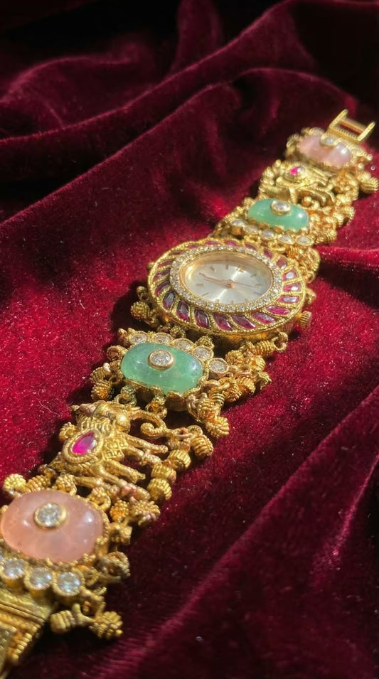 Sukoon Gulabo Elephant Round Dial Maharani Watch Heritage Bracelet (Partial COD 200₹)