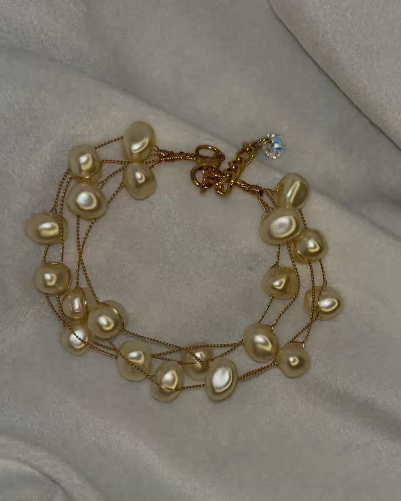 Natural Stack Pearls Wired Bracelet - Gold