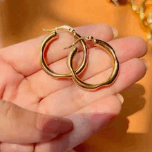 Load image into Gallery viewer, Sigma Oval Hoops Style Earrings - Gold

