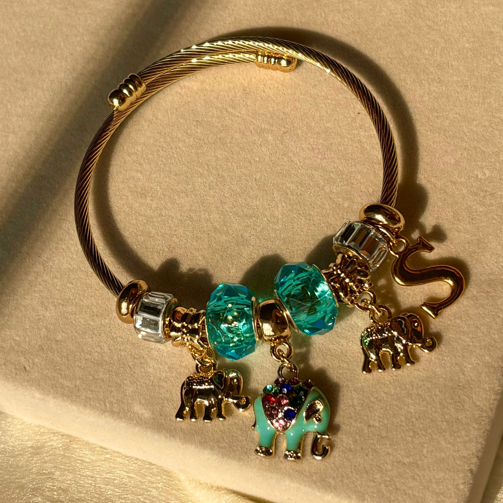 Elephant on sale bracelet pandora