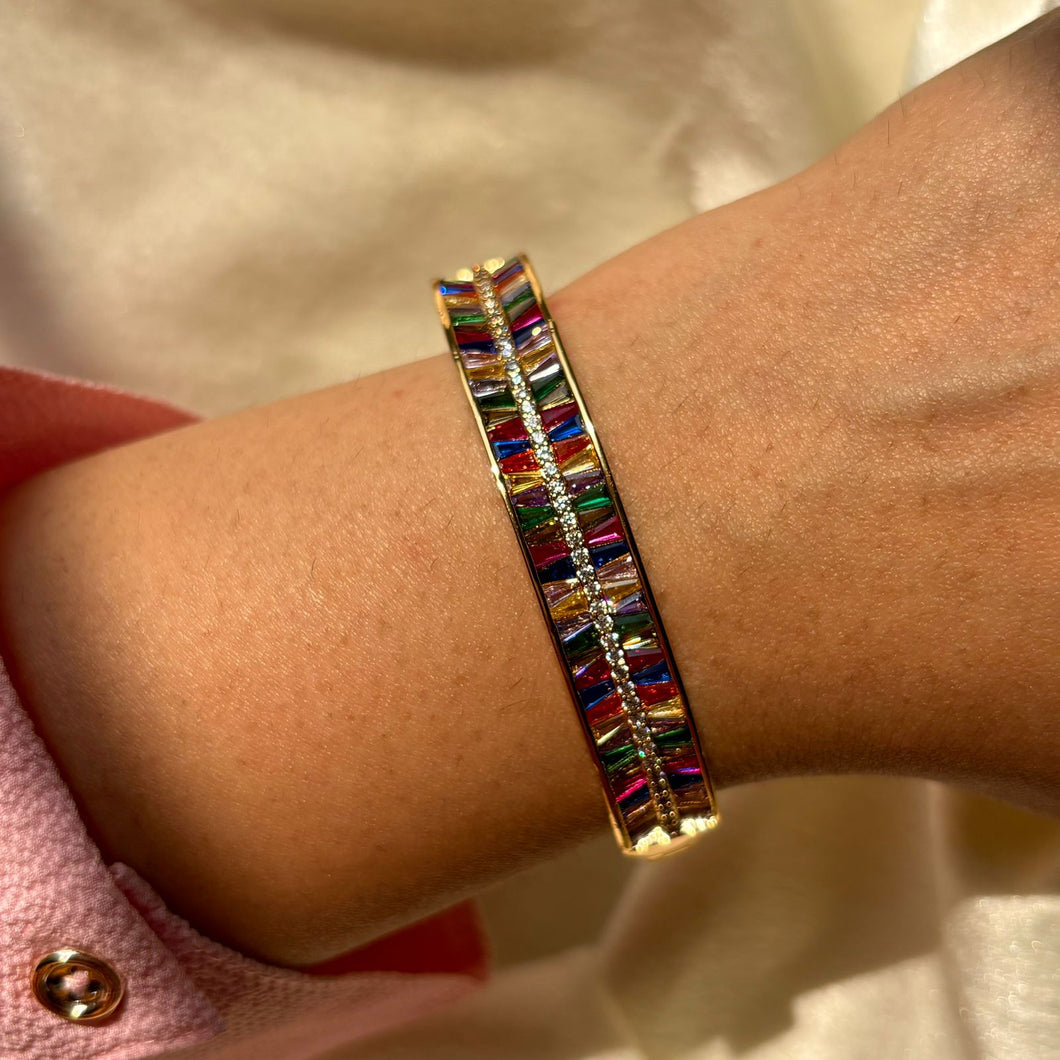 Multicoloured Queen Veronica Stones Studded Diamonds Bracelet Bangle -  Gold