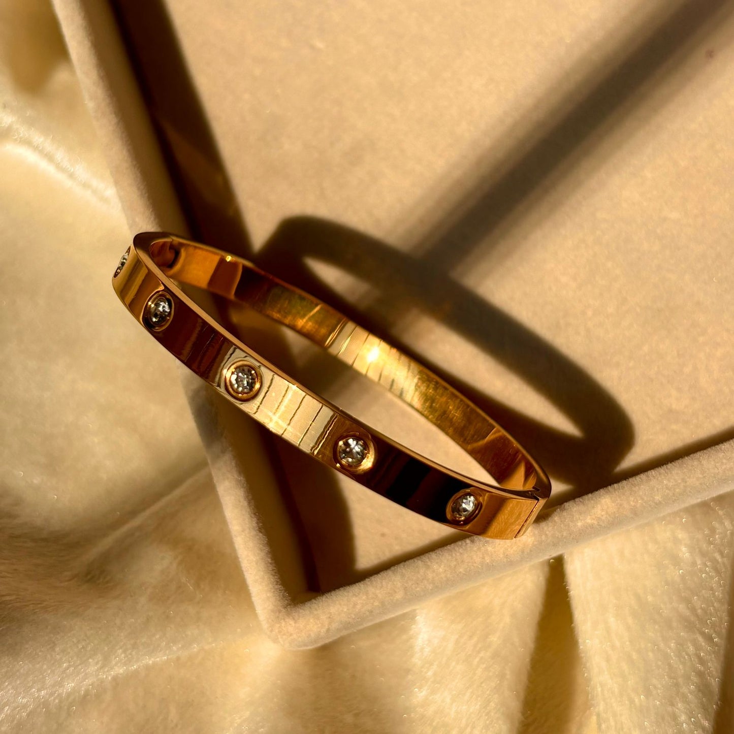 Love Diamond Kada Bracelet Bangle -  Gold