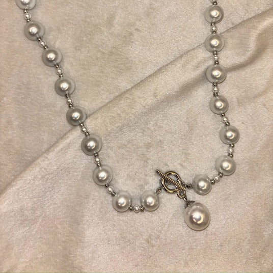 White Pearls Beads Necklace - Silver