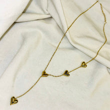 Load image into Gallery viewer, Heart it up Necklace
