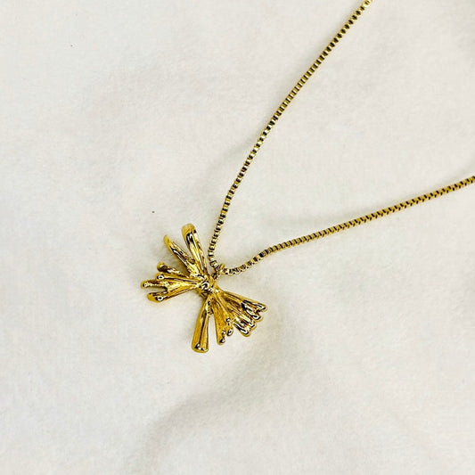 Bow Necklace
