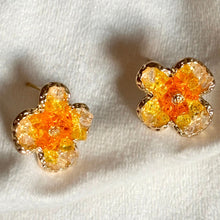 Load image into Gallery viewer, Crystal Studs - Yellow
