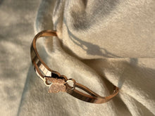 Load image into Gallery viewer, Butterfly Wings Bracelet - Rose Gold

