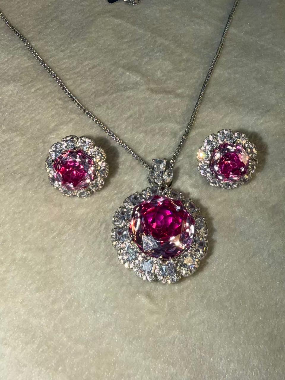 Pink Diamond Halo Shine Luxury Pendant with Studs