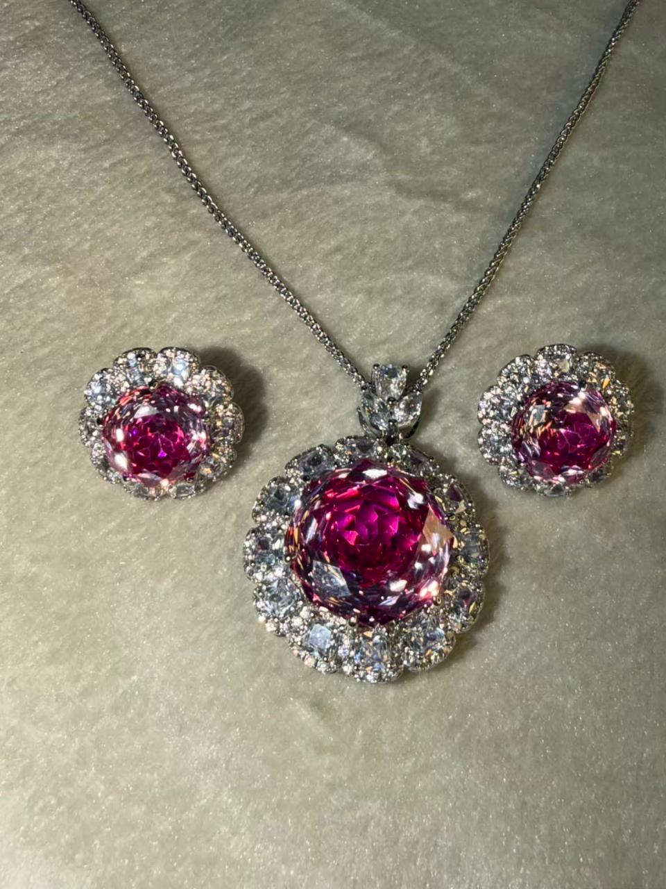Pink Diamond Halo Shine Luxury Pendant with Studs