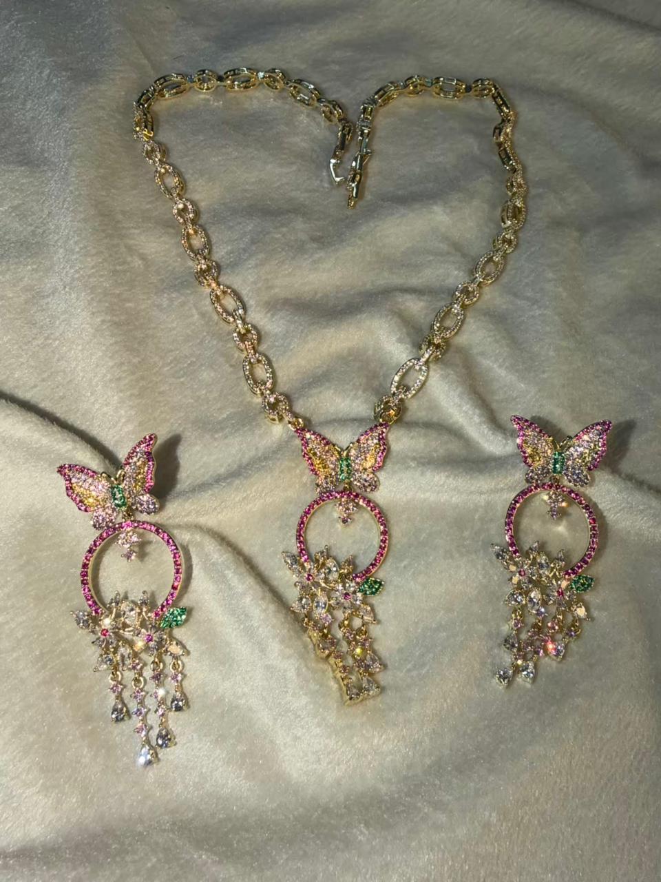 Butterfly Chain Premium Necklace 18k Gold Plated with Studs