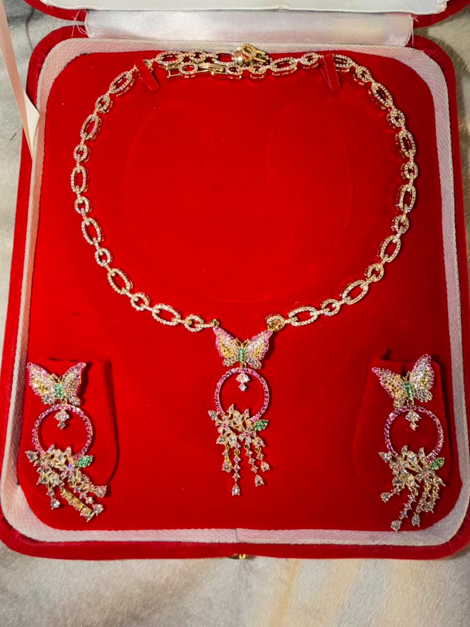 Butterfly Chain Premium Necklace 18k Gold Plated with Studs