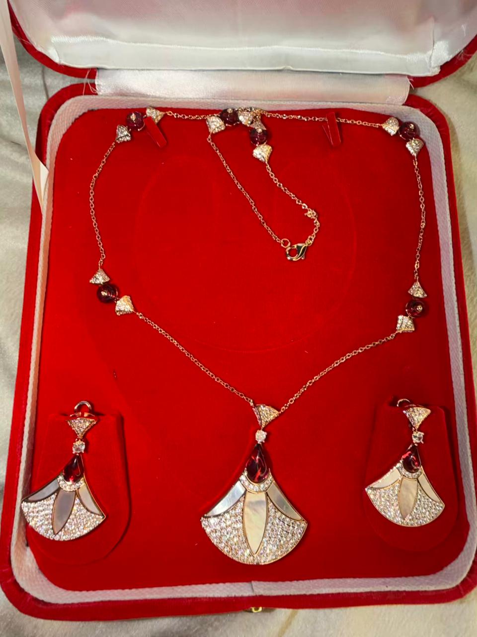 Triangular Floral Ruby Red Premium Necklace Plated with Studs