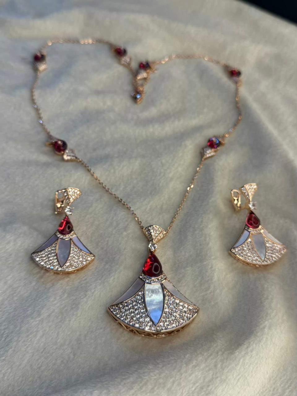 Triangular Floral Ruby Red Premium Necklace Plated with Studs