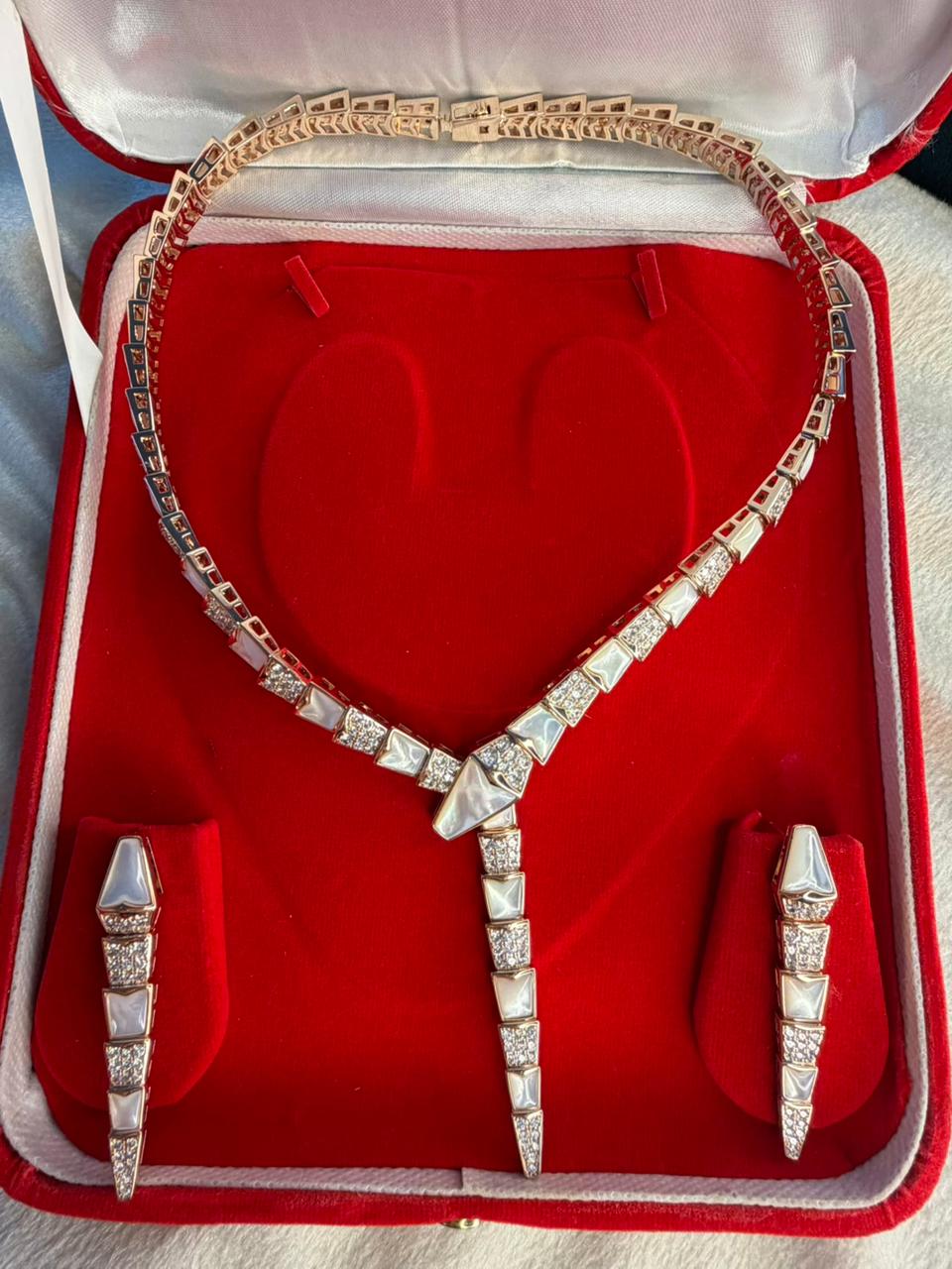 Snake Mother of Pearl Premium Necklace set with Studs