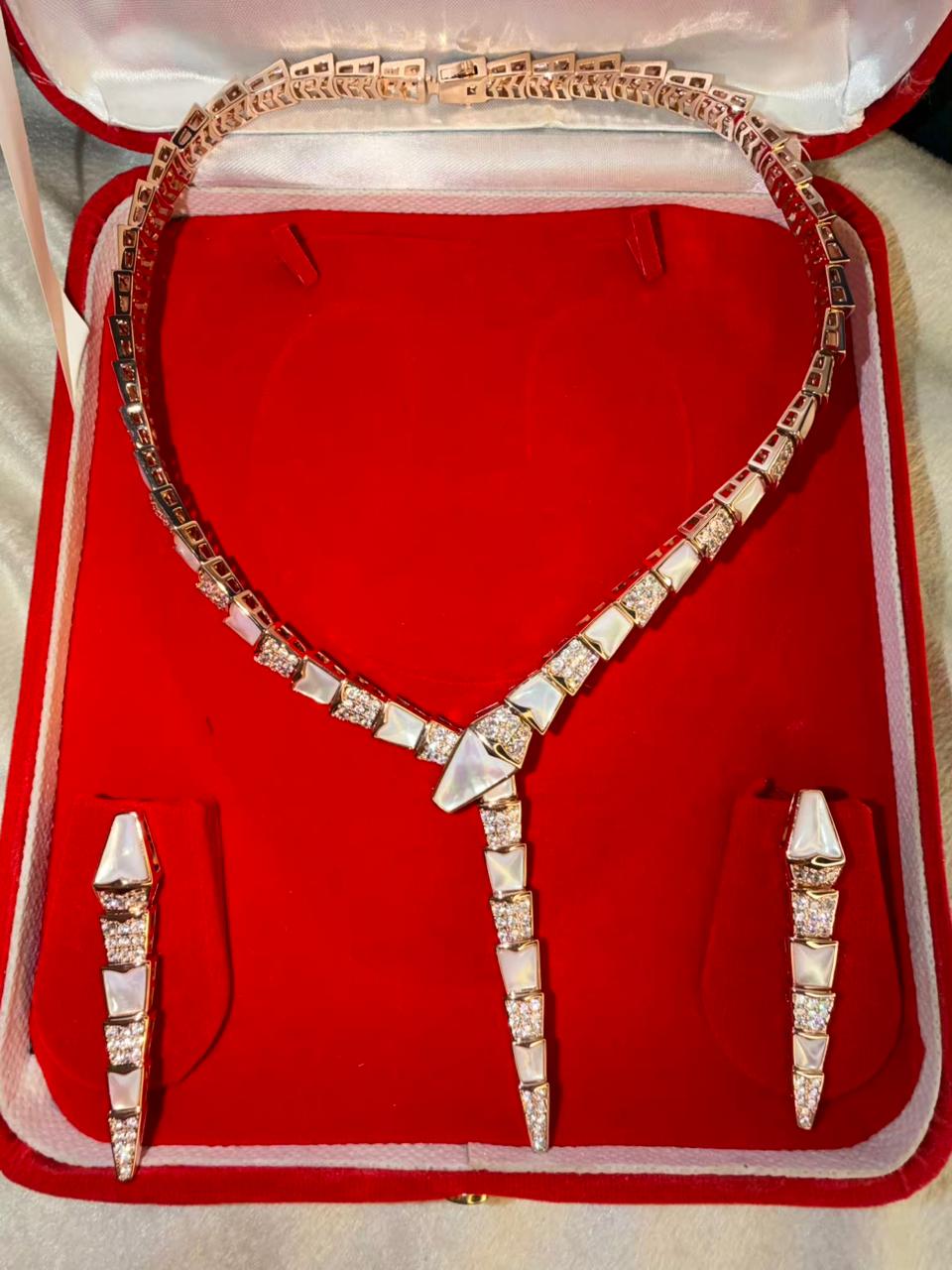 Snake Mother of Pearl Premium Necklace set with Studs