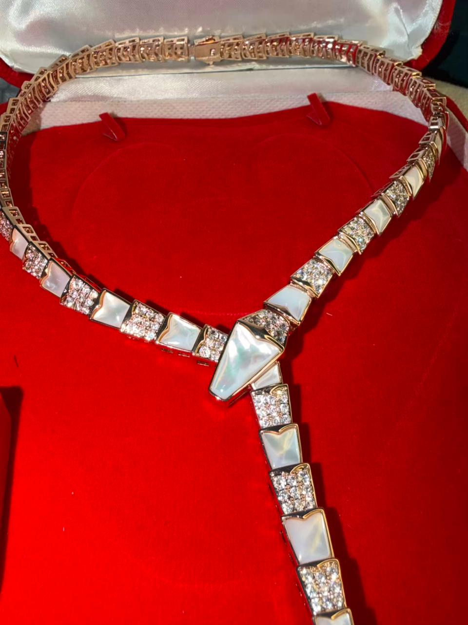 Snake Mother of Pearl Premium Necklace set with Studs