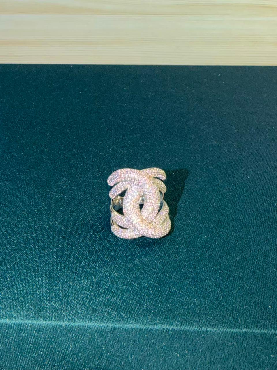 White Stone Crisscross Design Silver Plated Ring Size 8 US