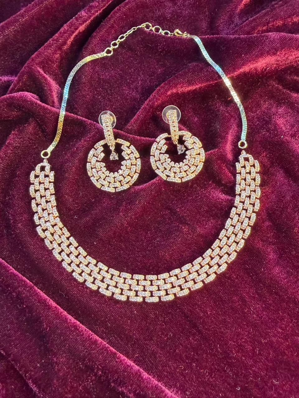 Geometric Chain Design Gold-Plated Necklace Set with Clear Stones