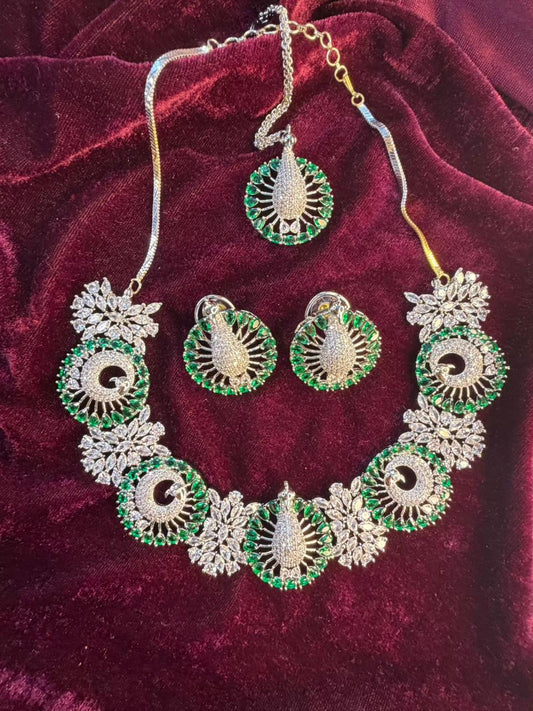 Peacock Motif Design Rhodium-Plated Necklace Set with Emerald Green Stones