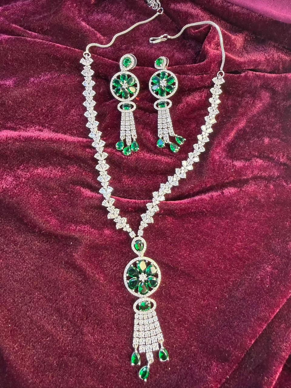 Floral Drop Pattern Rhodium-Plated Necklace Set with Green Crystal Accents