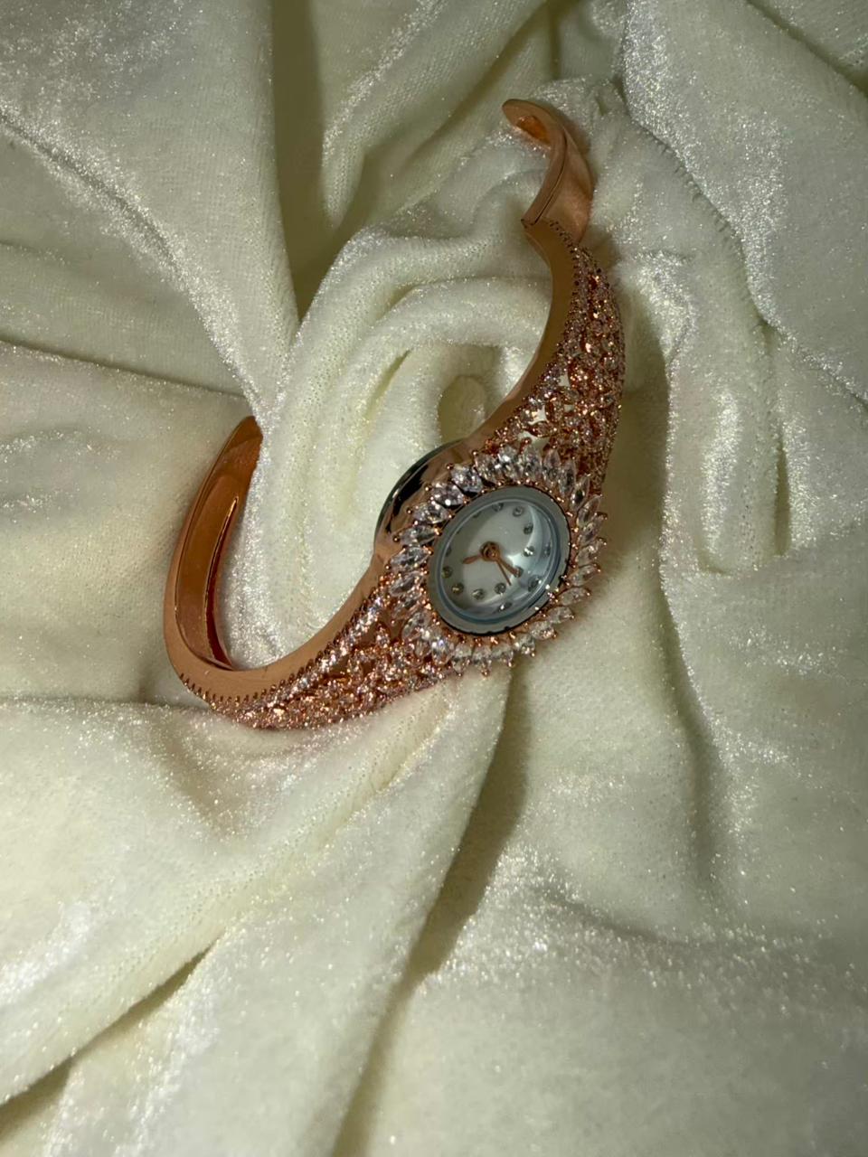 Rose Gold Floral Crystal Embellished Elegant Wristwatch Size Upto 2.8
