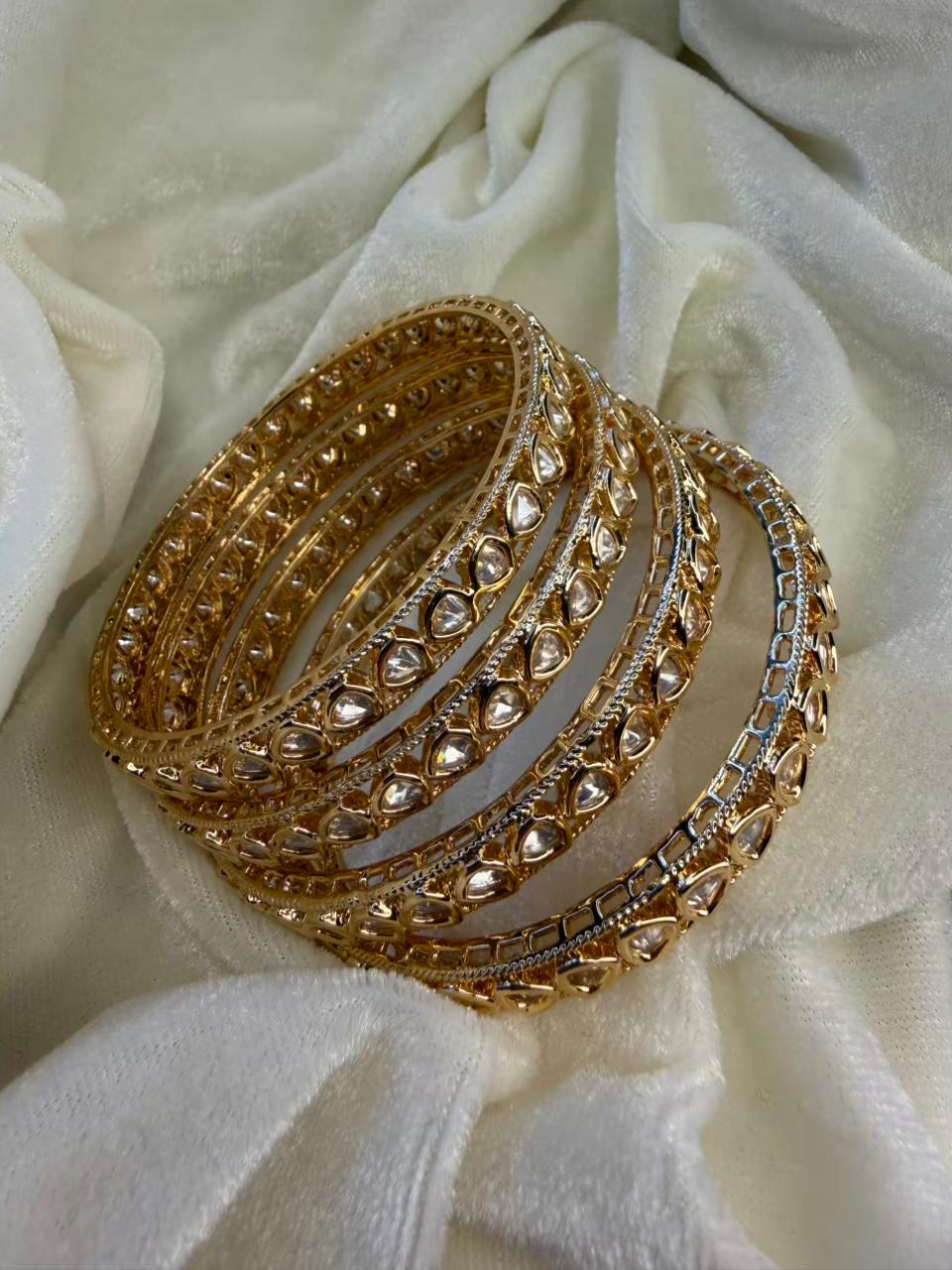 Royal Gold Kundan Crystal Gold Plated Classic Bangle Set Size 2.6